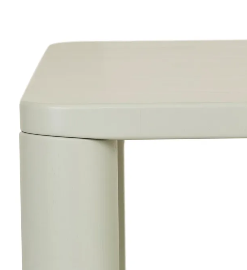 Classic Round Leg Dining Table