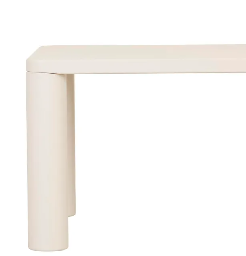Classic Round Leg Dining Table