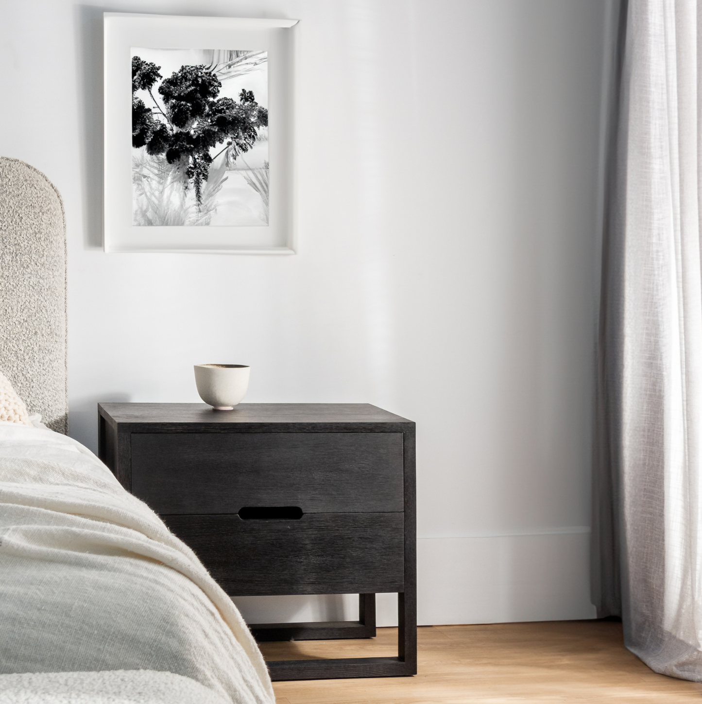 Solaris Bedside Table