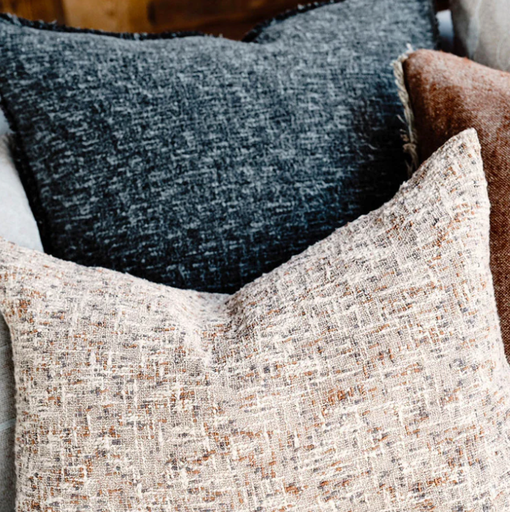 Ritchi Cushion