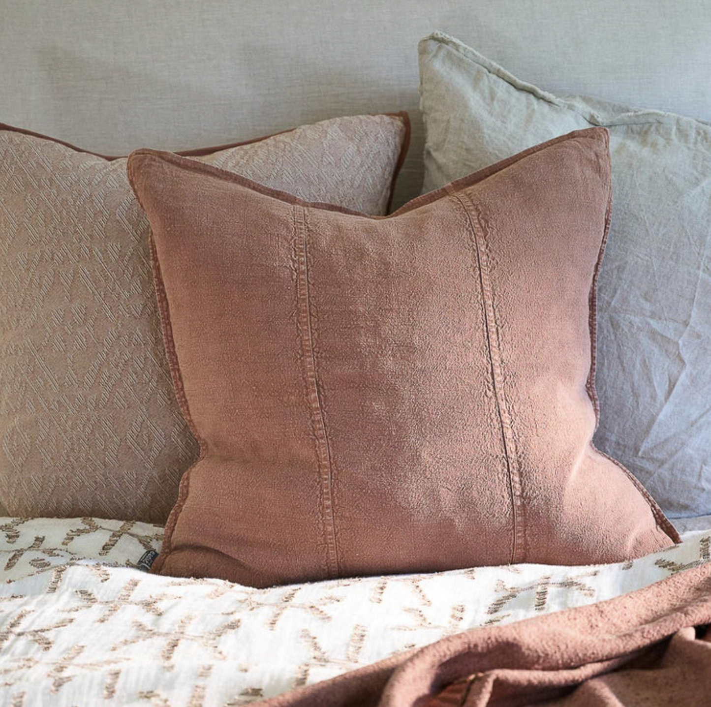 Luca Linen Cushion