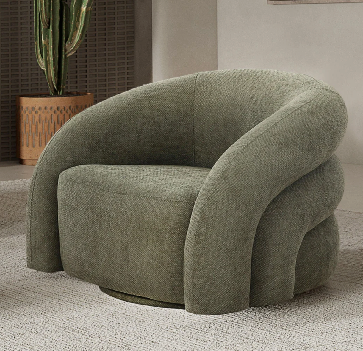Chubby Swivel Chair