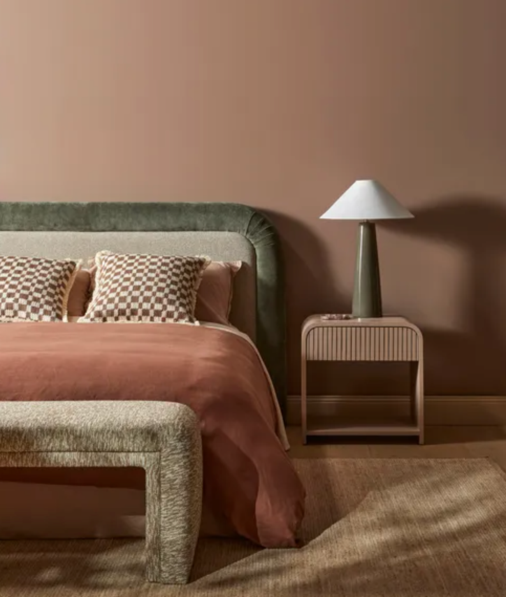 Ribbed Channel Bedside Table