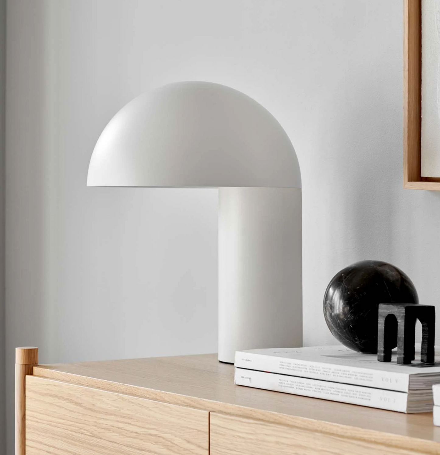 Round-Shape Shell Lamp