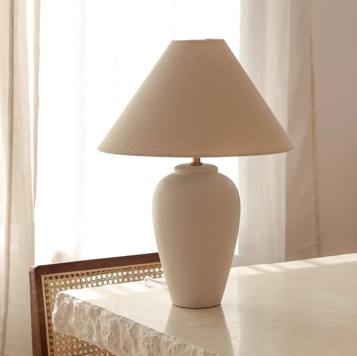 Bella Table Lamp