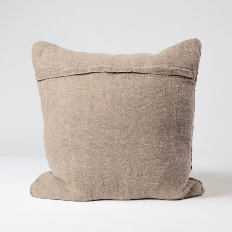 Retreat Cushion