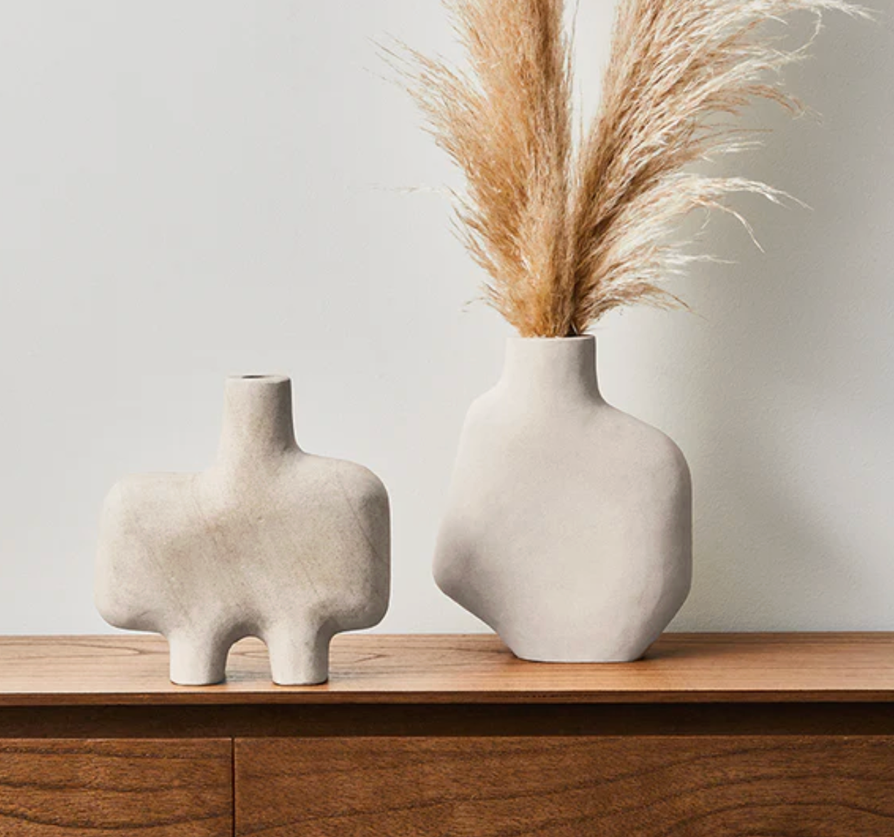 Pamela Irregular Vase 20x7.5x25cm Sandstone