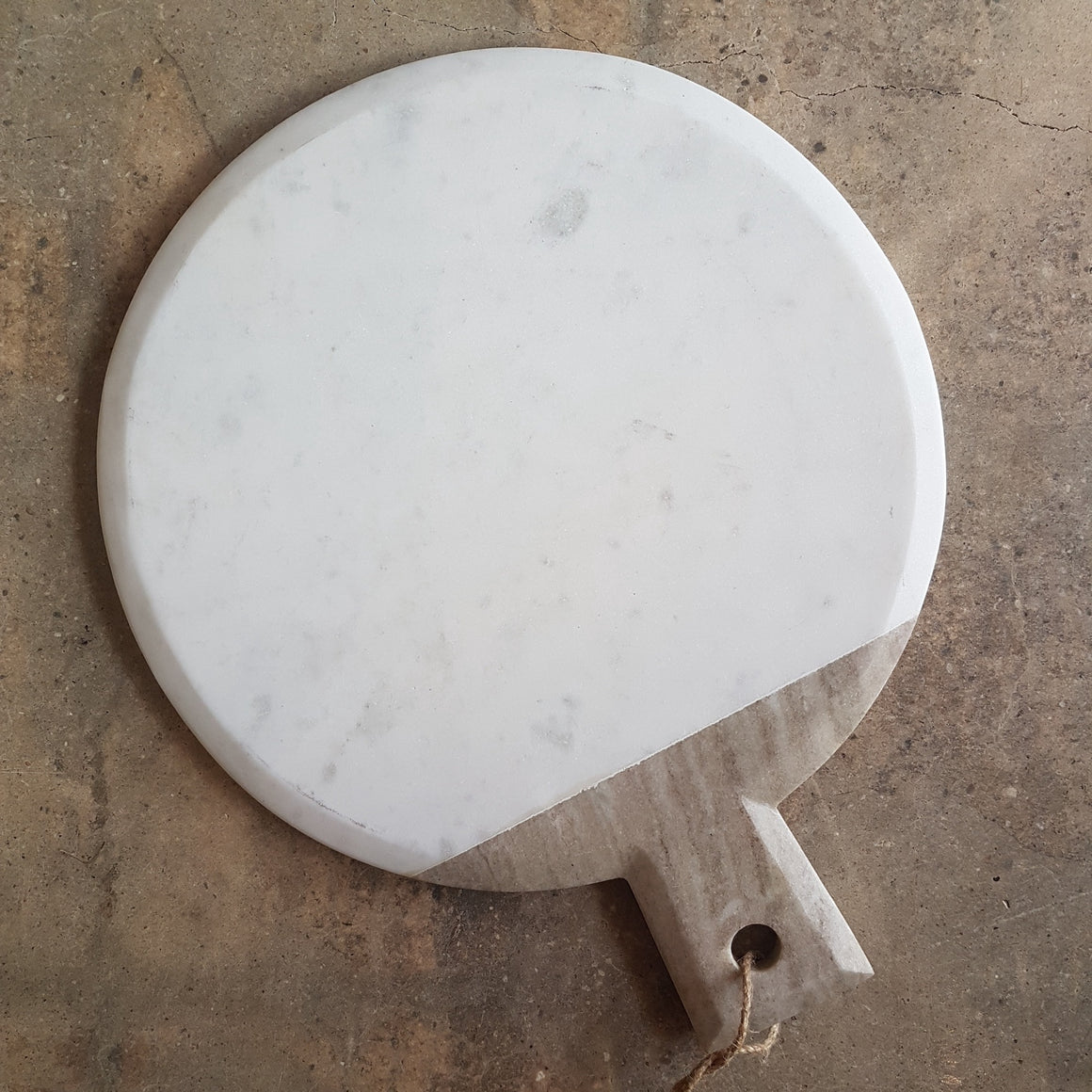 Round marble cheeseboard